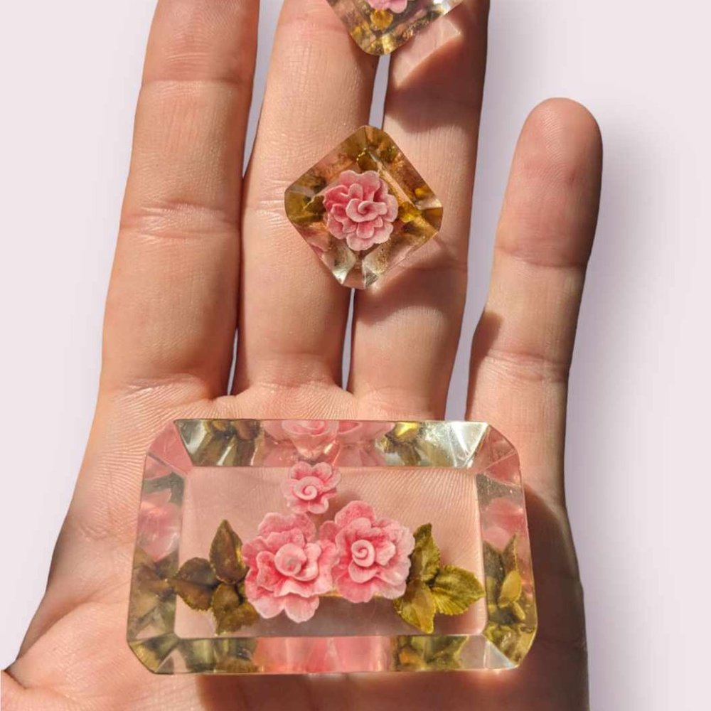 Vintage Resin Rose Barbiecore Brooch And Earring Set
